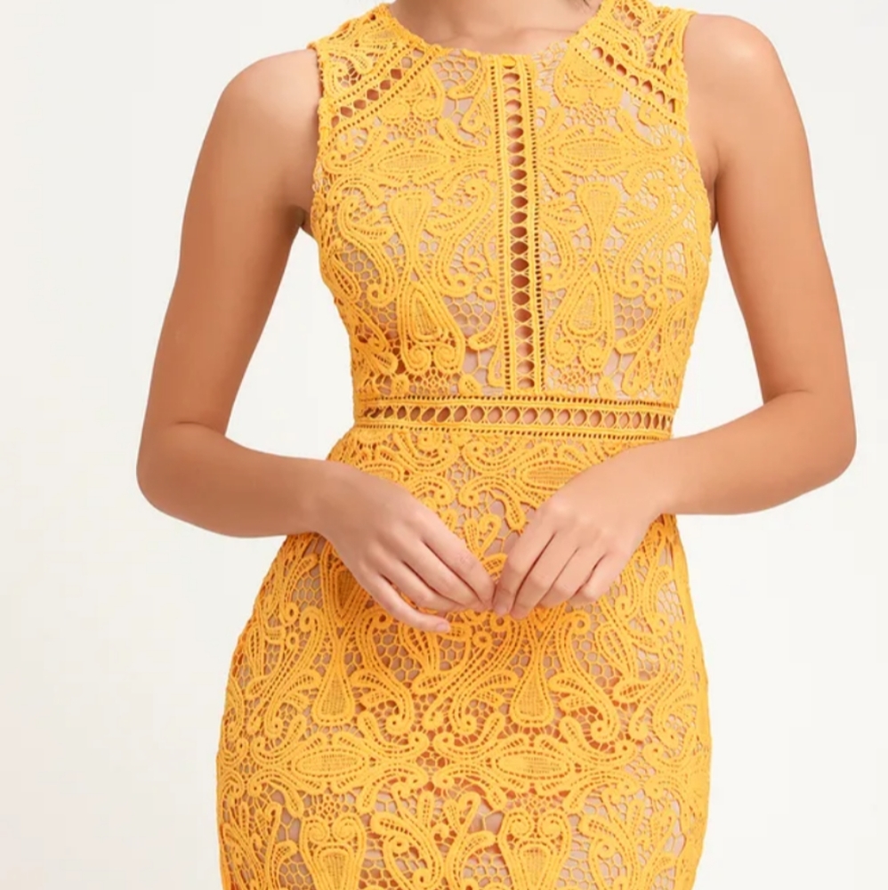 Lulu's yellow lace dress